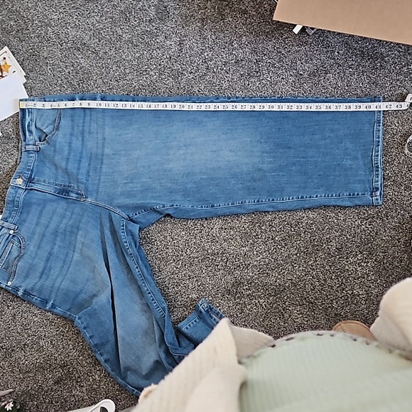 22w plus highrise wide leg jeans - Picture 11 of 12